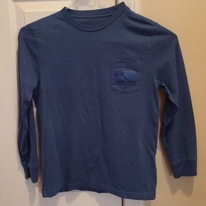 Boys/youth long sleeved vineyard vines T-shirt